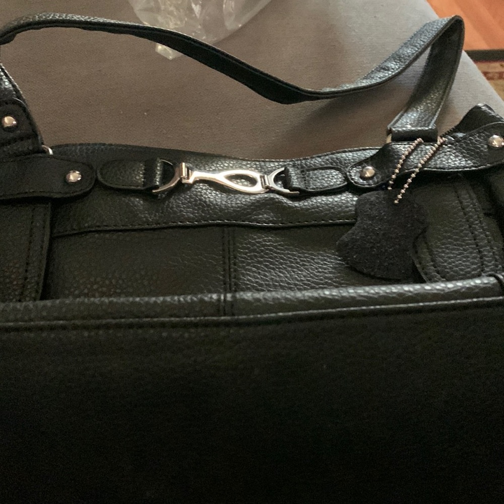 Handbag 2/6
